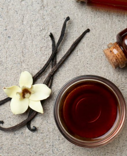 Vanilla Beans & Extract