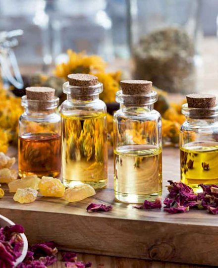 Fragrance oil